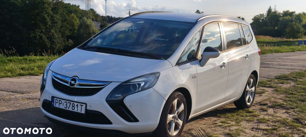 Opel Zafira - 1