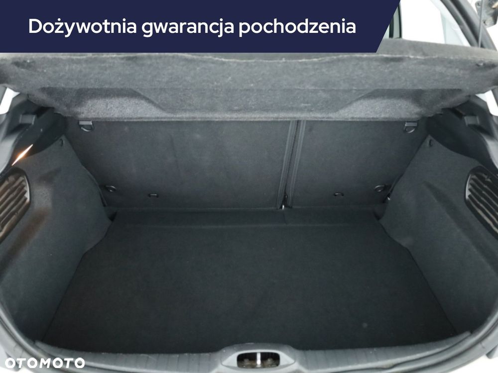 Peugeot 208 - 13
