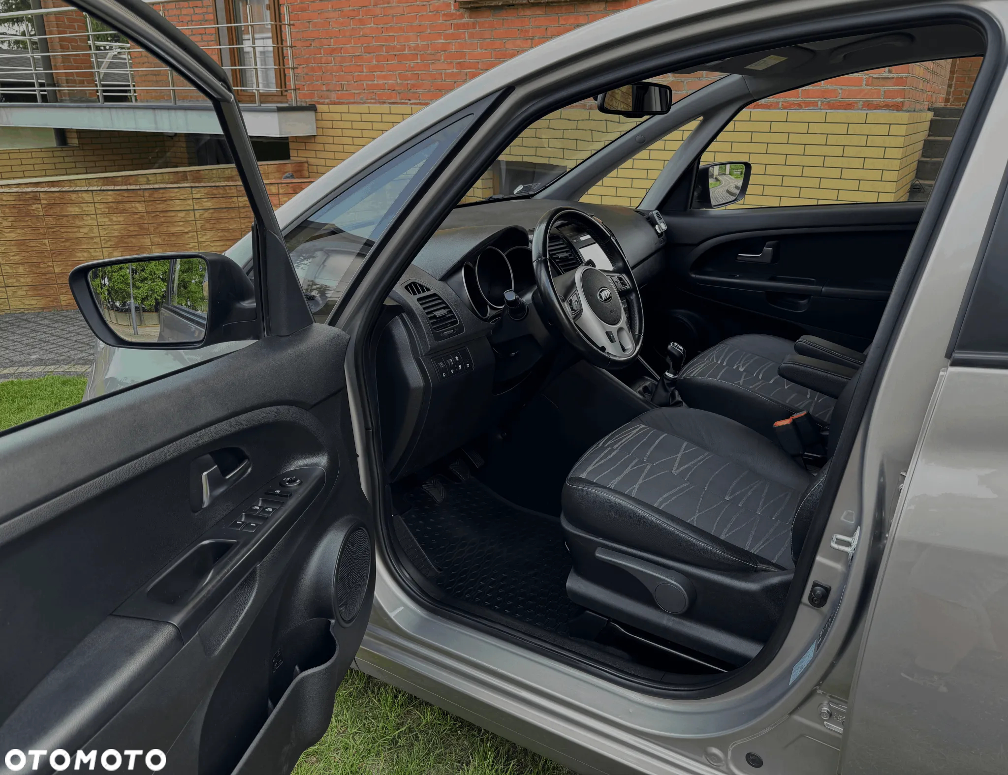 Kia Venga 1.6 Business Line - 13