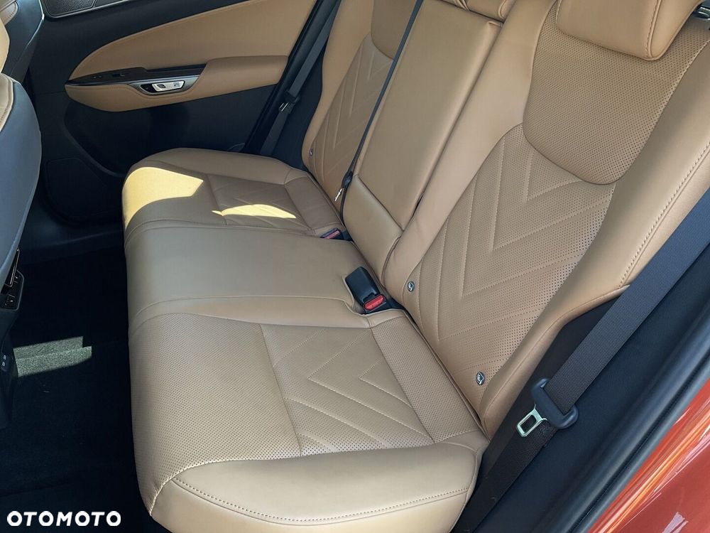 Lexus NX 350h Omotenashi AWD - 16
