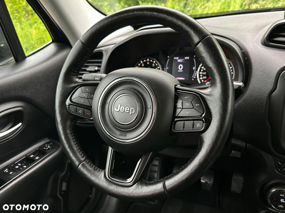 Jeep Renegade - 24