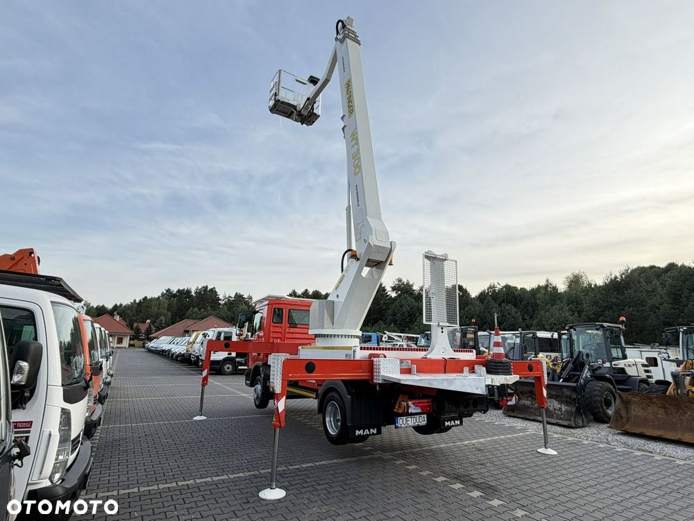 MAN TGL 7.150 Zwyżka Wumag-Palfinger WT300 wysięg 30m-bok 20m+Pilot - 18