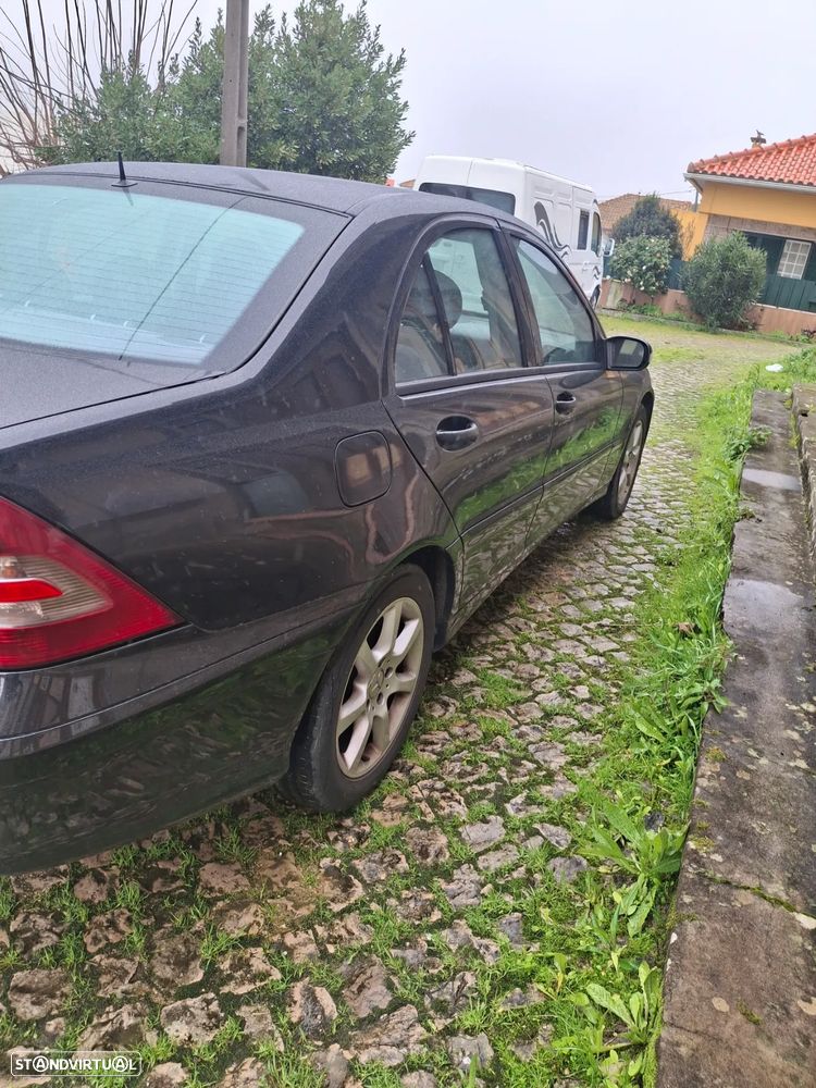 Mercedes-Benz C 200 CDI Classic - 4