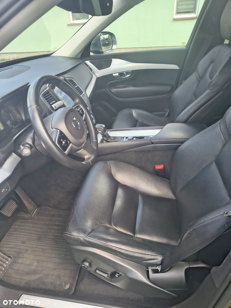 Volvo XC 90 - 4