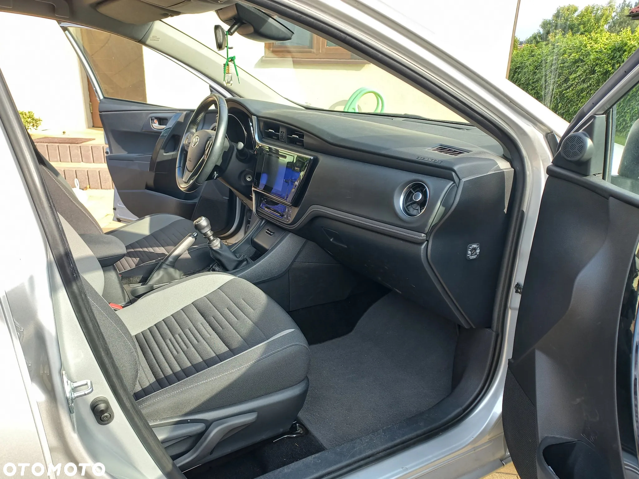 Toyota Auris 1.6 Comfort - 13