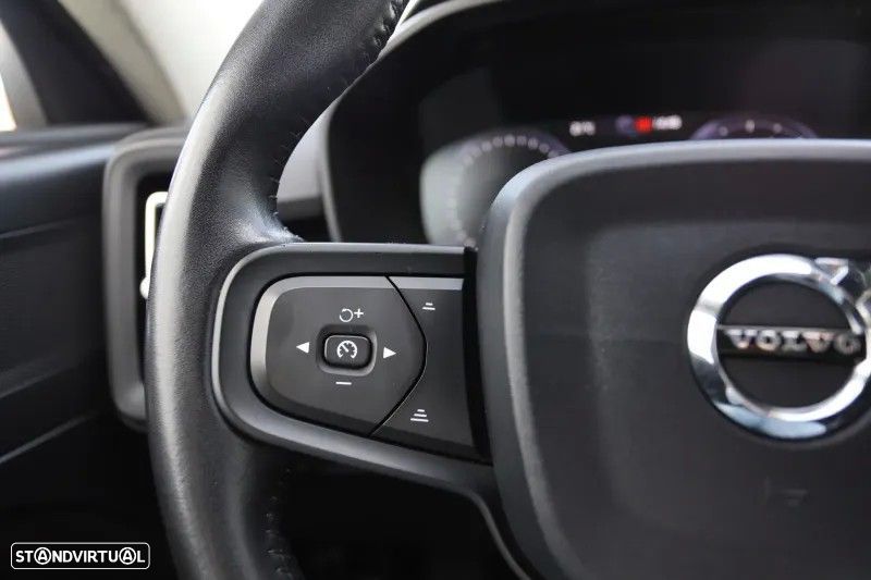 Volvo XC 40 2.0 D3 Momentum Plus - 12