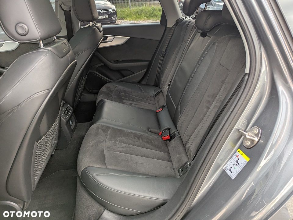 Audi A4 Avant 2.0 TDI S tronic quattro design - 23
