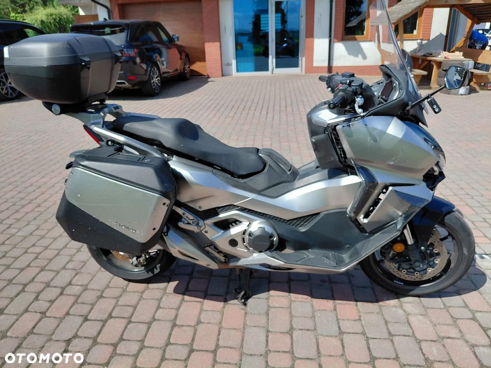 Honda NSS - 6