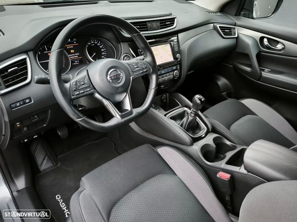 Nissan Qashqai 1.5 dCi N-Connecta J18 - 19