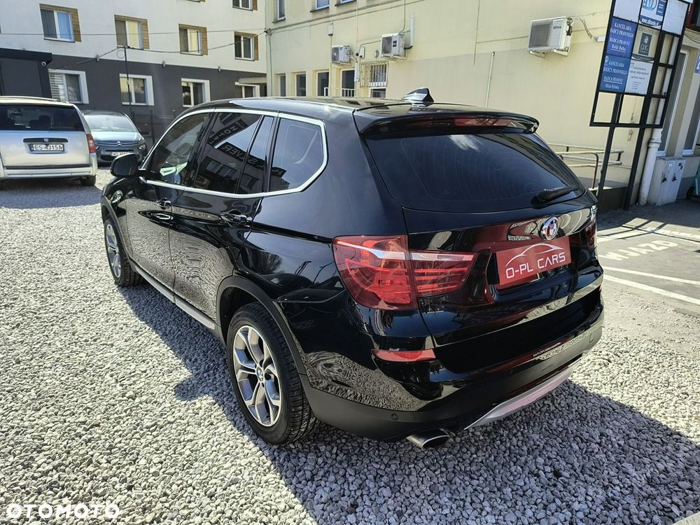 BMW X3 sDrive18d Luxury Line - 24