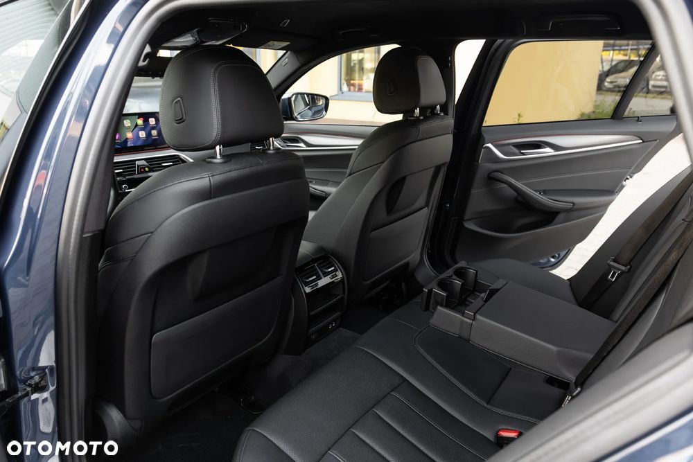 BMW Seria 5 520d xDrive M Sport sport - 34