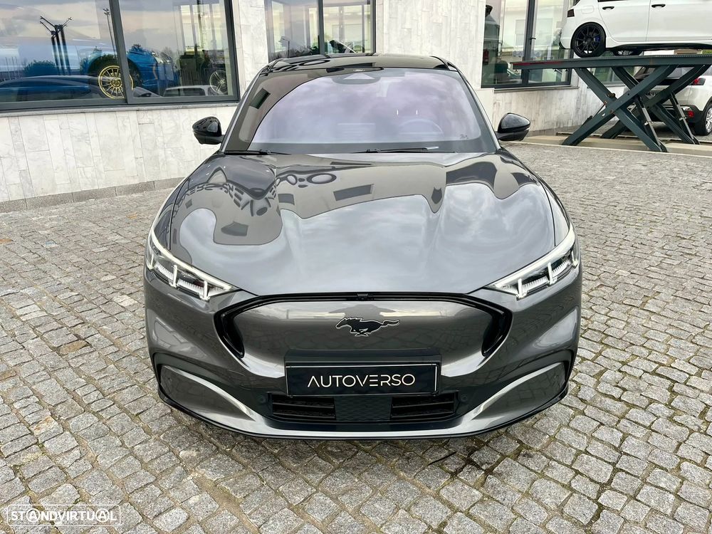 Ford Mustang Mach-E Alargada AWD - 3