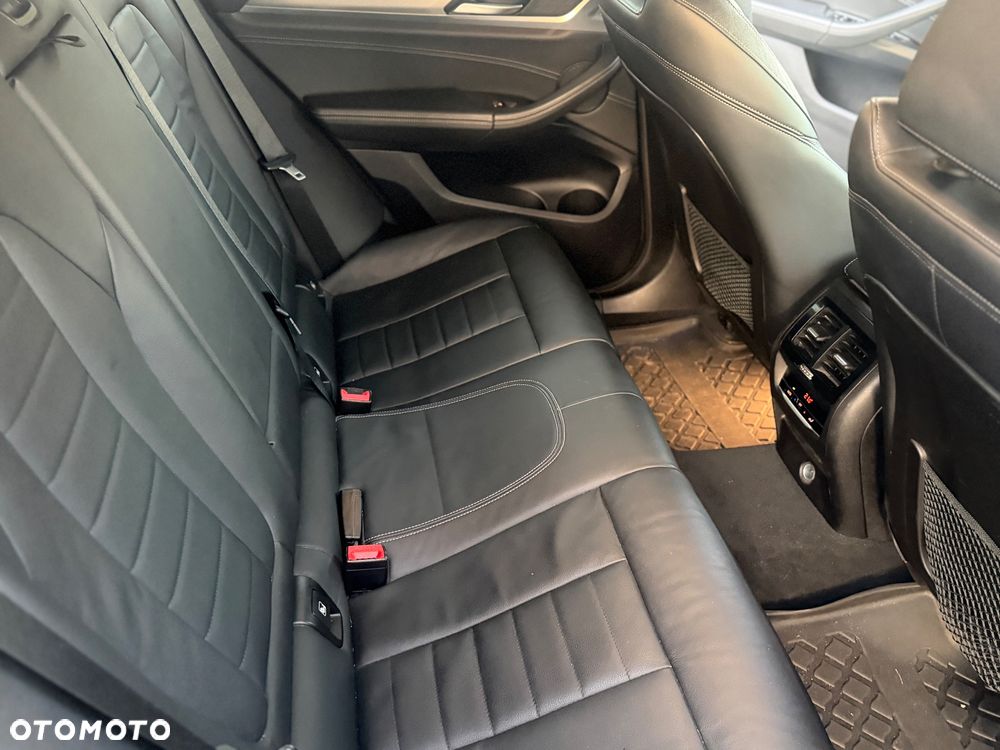 BMW X4 xDrive20d mHEV M Sport sport - 8