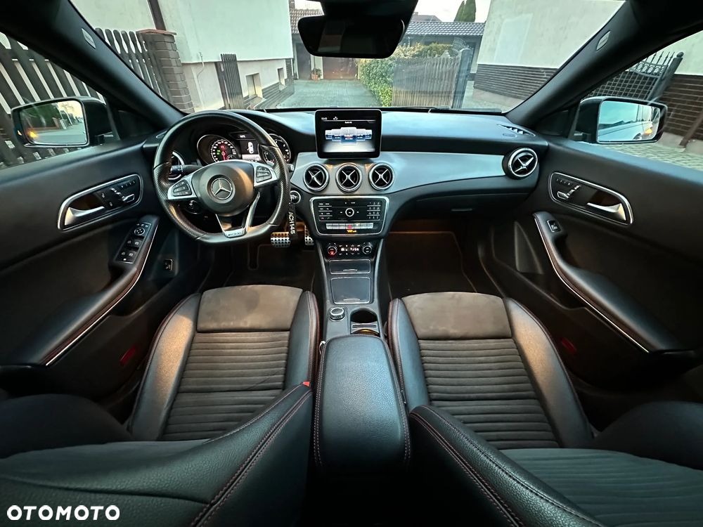 Mercedes-Benz CLA 220 d 7G-DCT AMG Line - 5