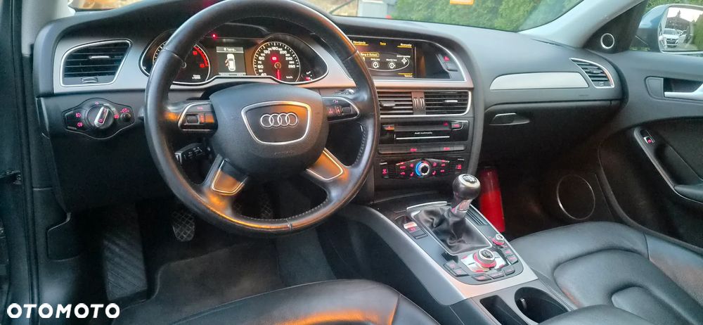 Audi A4 Avant 2.0 TDI DPF Attraction - 25