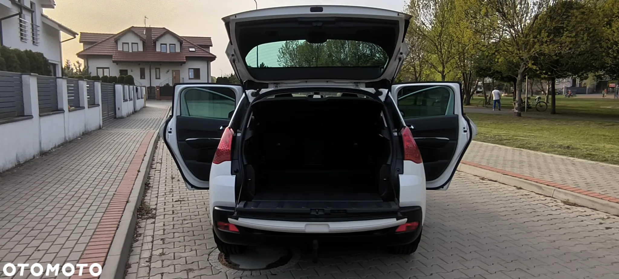 Peugeot 3008 HDi FAP 150 Platinum - 19