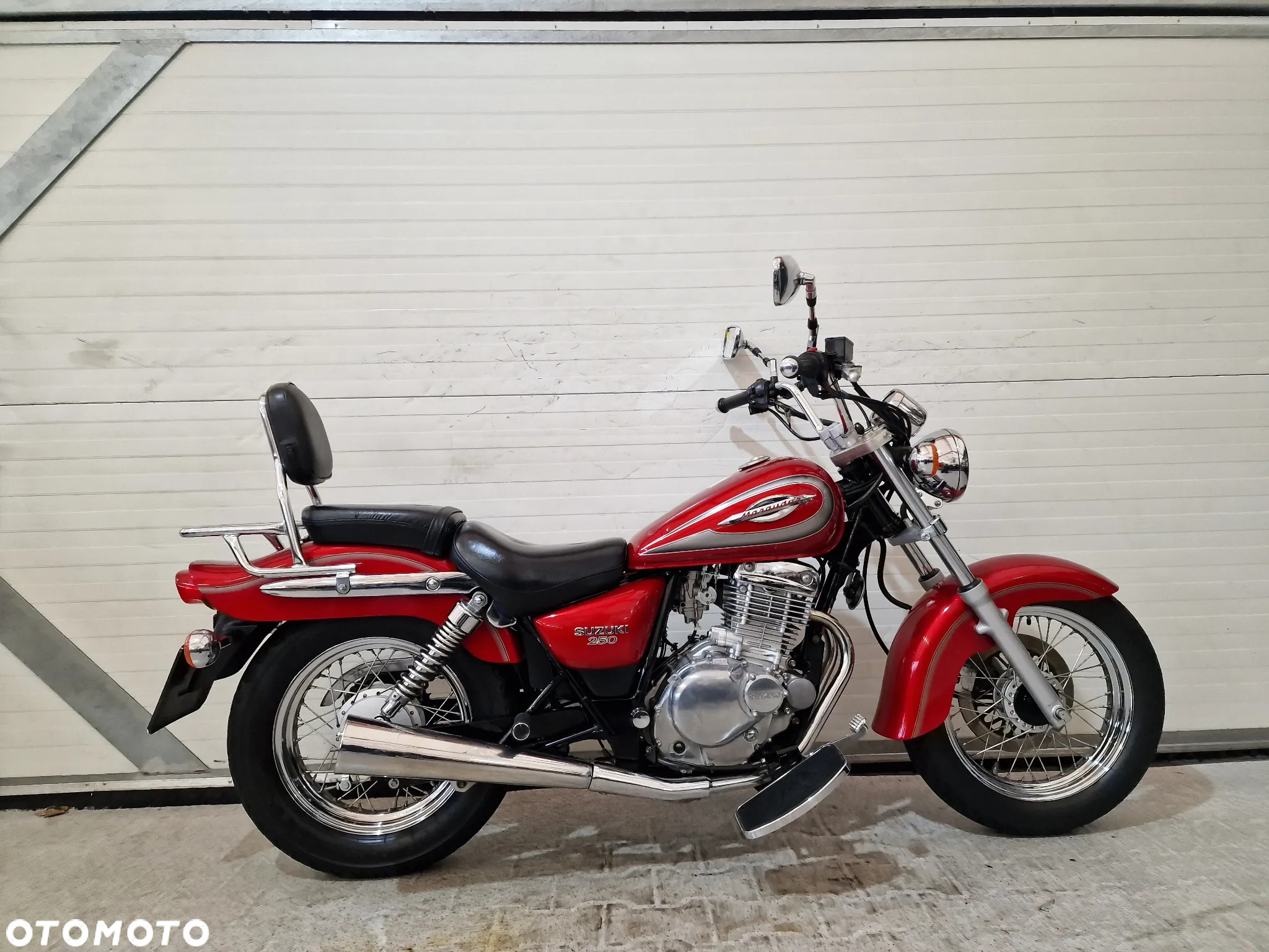 Suzuki Marauder - 6
