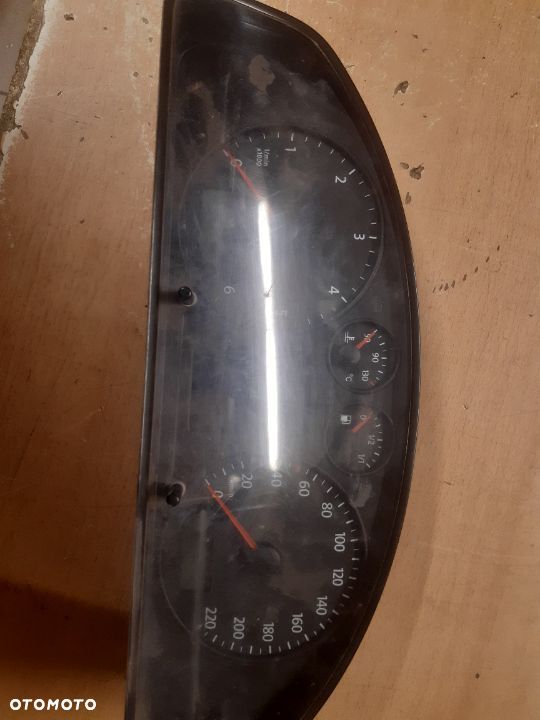 Licznik vw t52003-2009 z małym fisem - 2