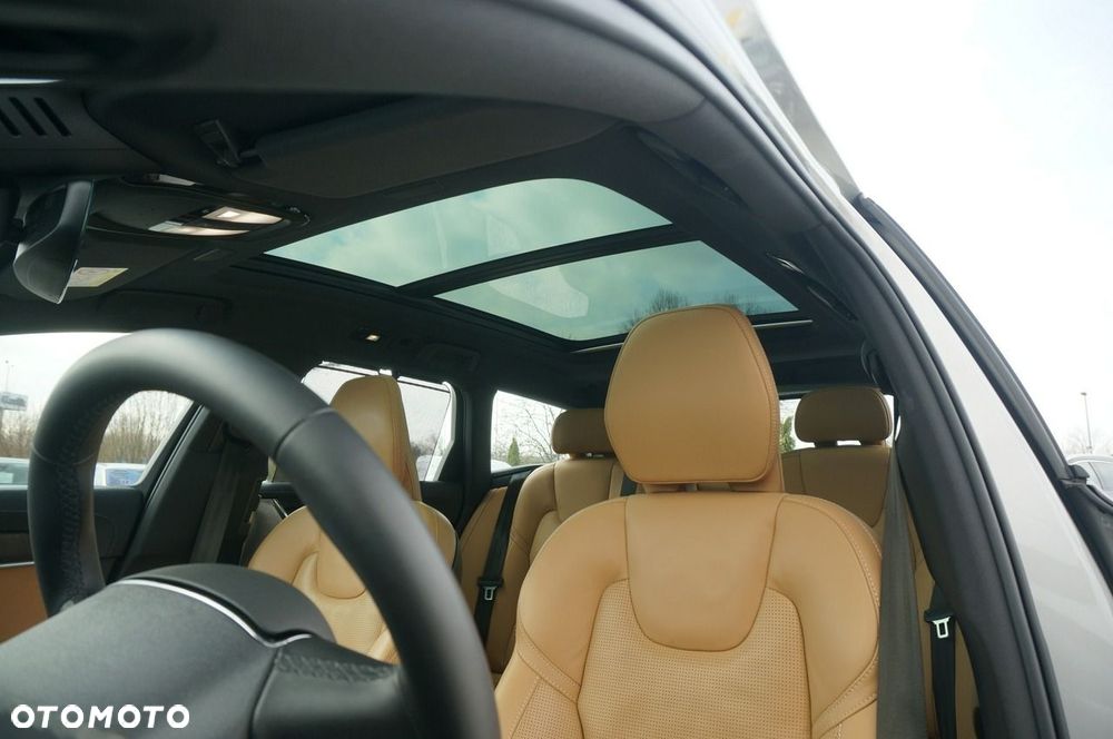 Volvo V90 Cross Country B5 D AWD Ultimate - 34