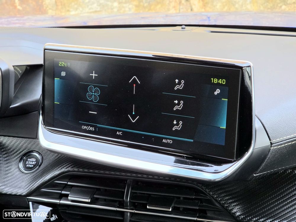 Peugeot e-2008 50 kWh GT - 47