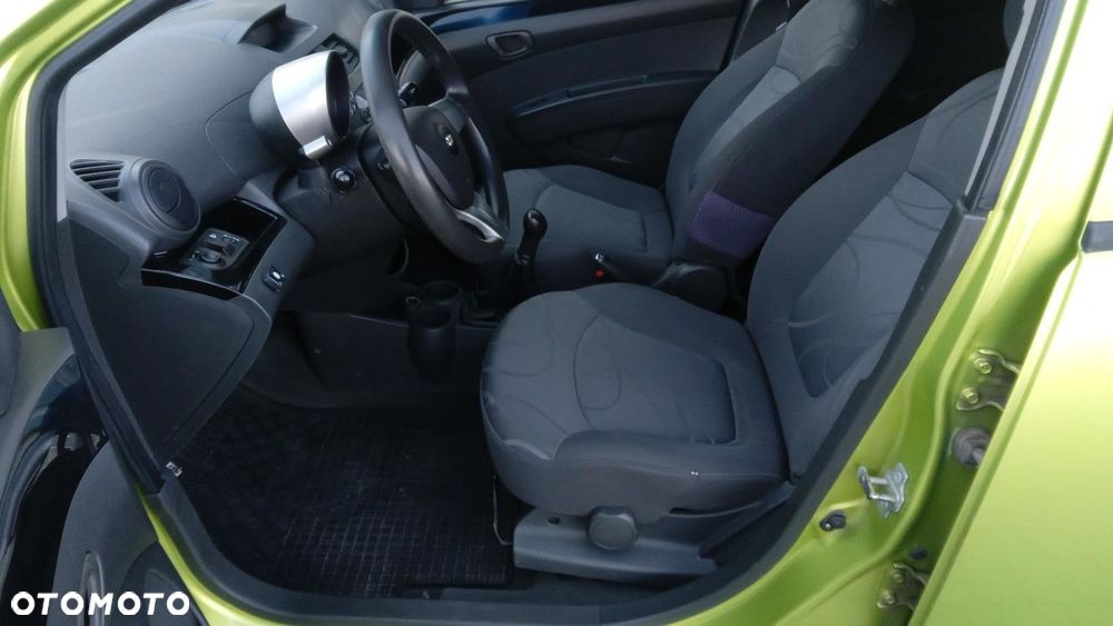 Chevrolet Spark - 10