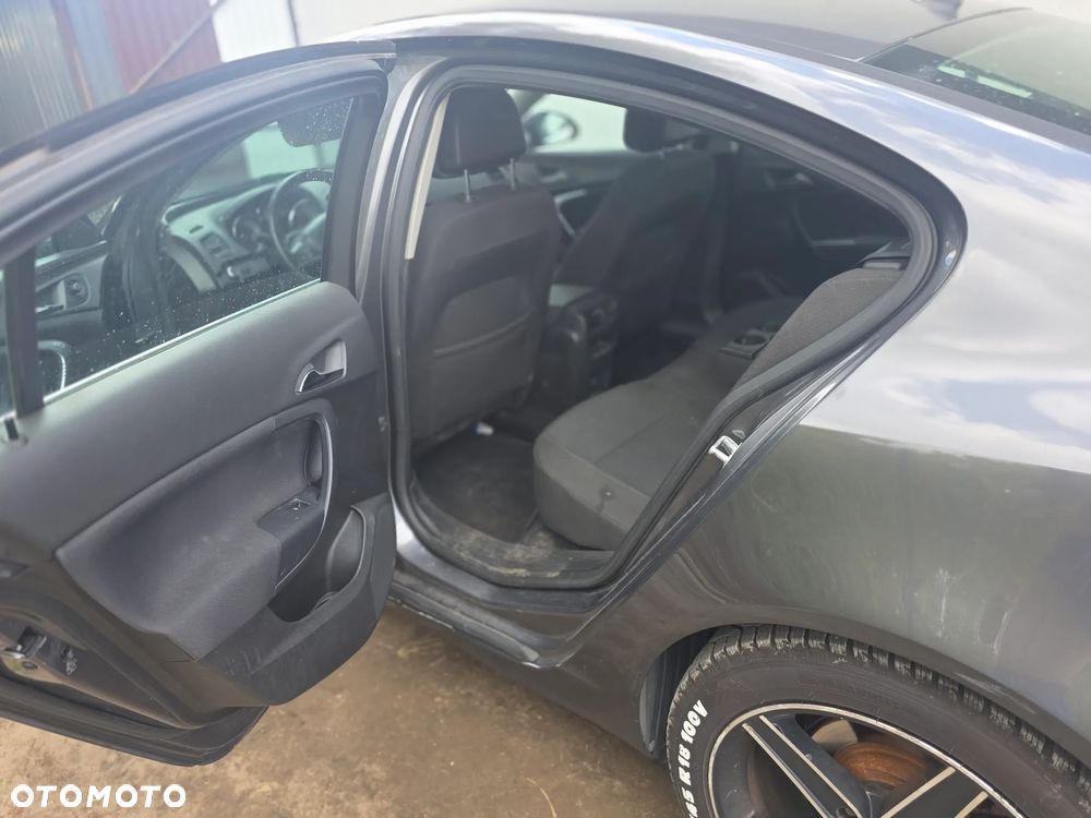 Opel Insignia 2.0 CDTI - 9