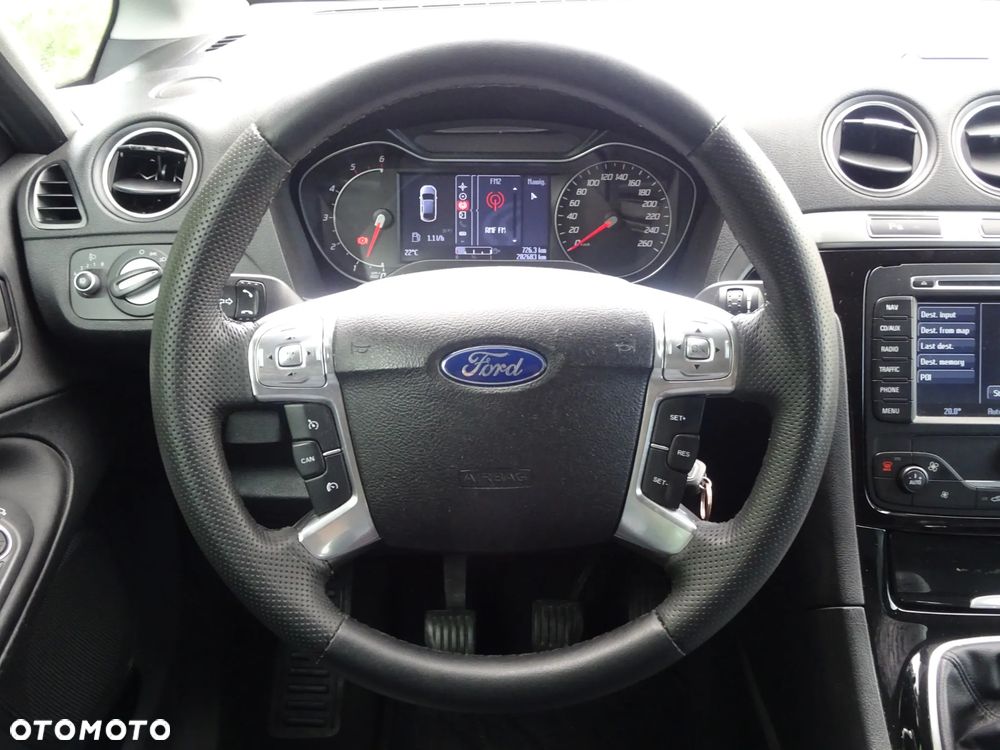Ford S-Max - 31