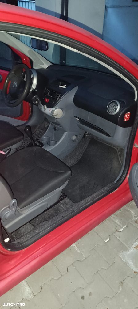 Toyota Aygo 1.0 Terra - 12