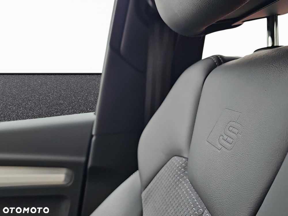 Audi Q5 Sportback - 26