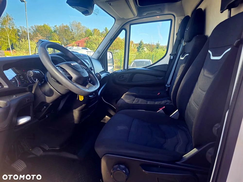 Iveco 72C18 70C18 - 12