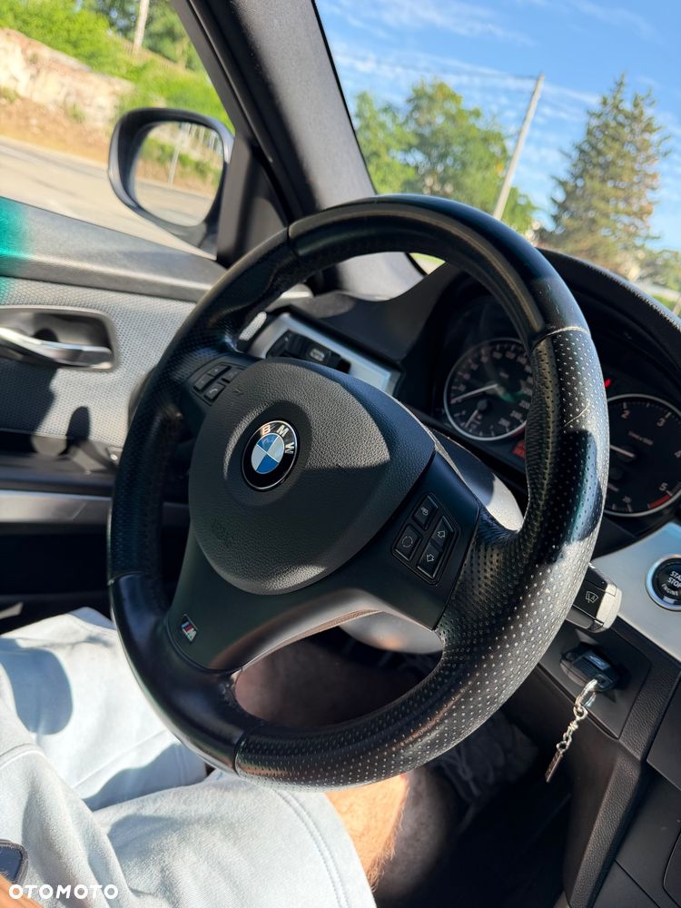 BMW Seria 3 318d Sport Line - 18