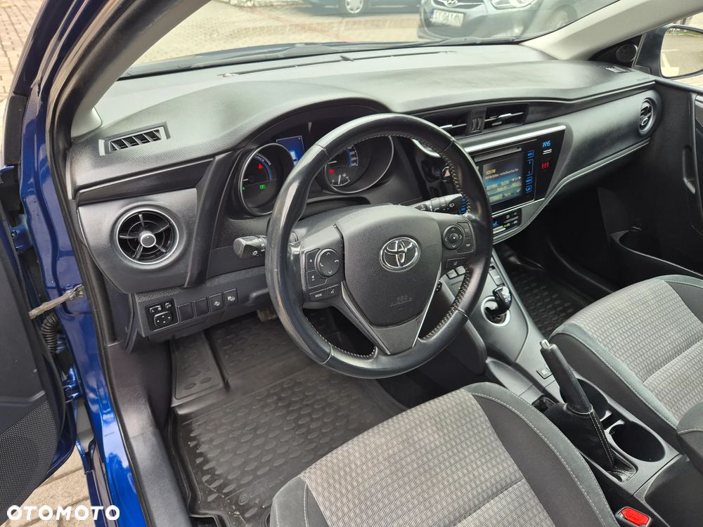 Toyota Auris - 21