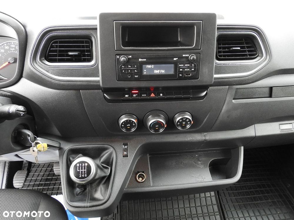Renault MASTER PLANDEKA 10 PALET WEBASTO TEMPOMAT KLIMATYZACJA LEDY PNEUMATYKA  165KM - 34