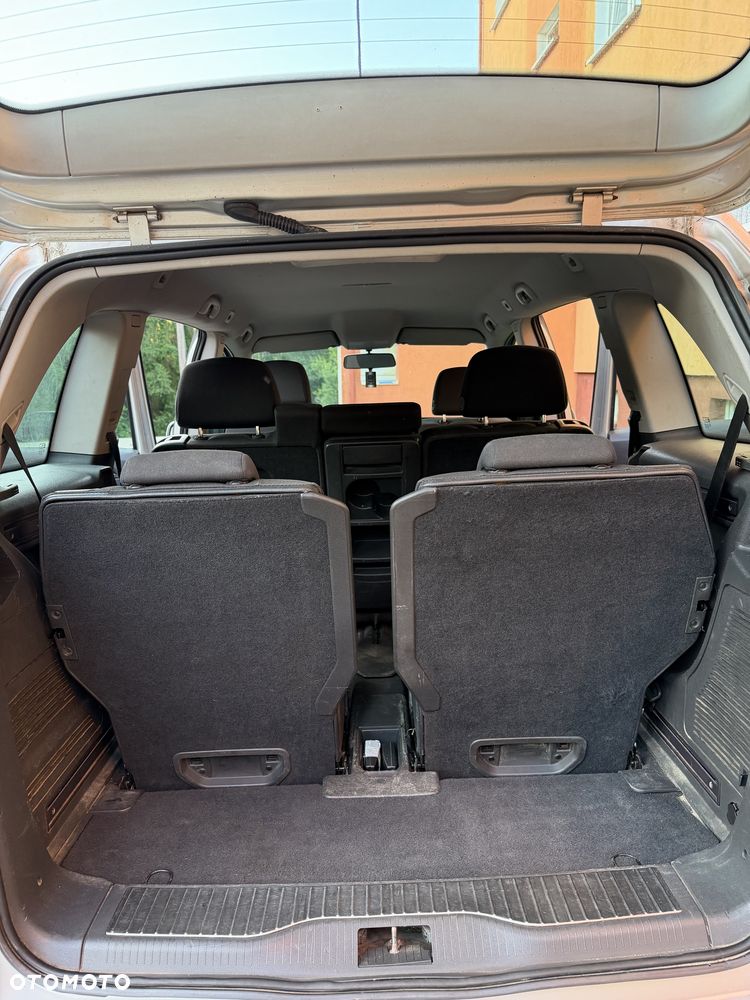 Opel Zafira - 7