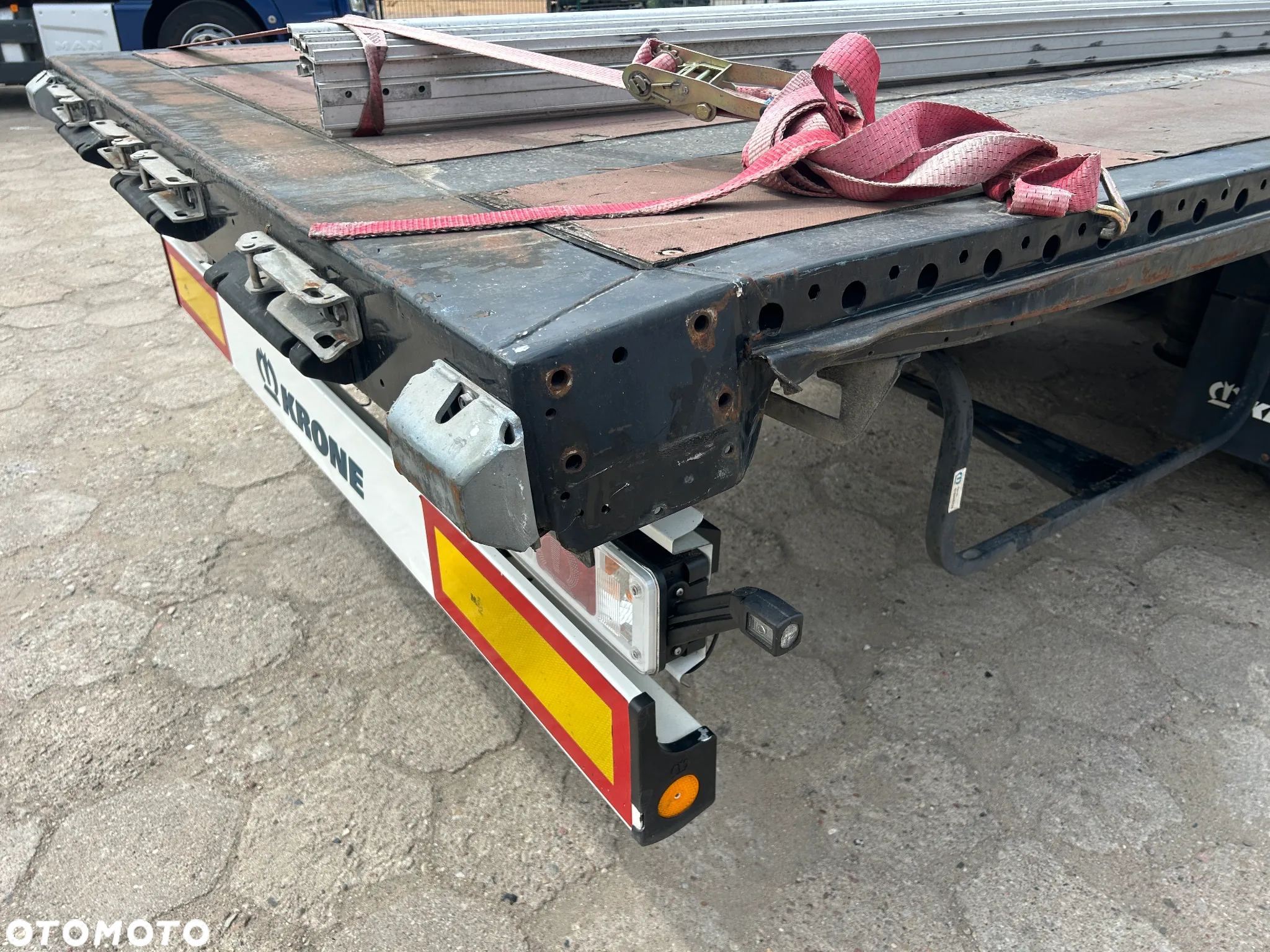 Krone SD FIRANKA / PLATFORMA / USZKODZONA ZABUDOWA / 2019 ROK !! - 40