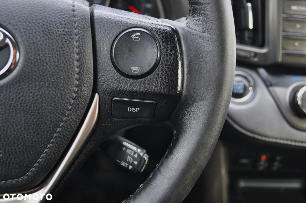 Toyota RAV4 2.2 D-4D 4x4 Executive - 16