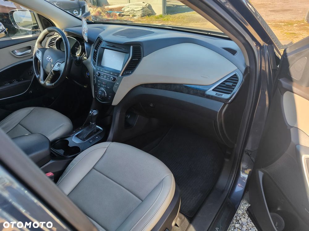Hyundai Santa Fe 2.0 T Sport Utility - 11