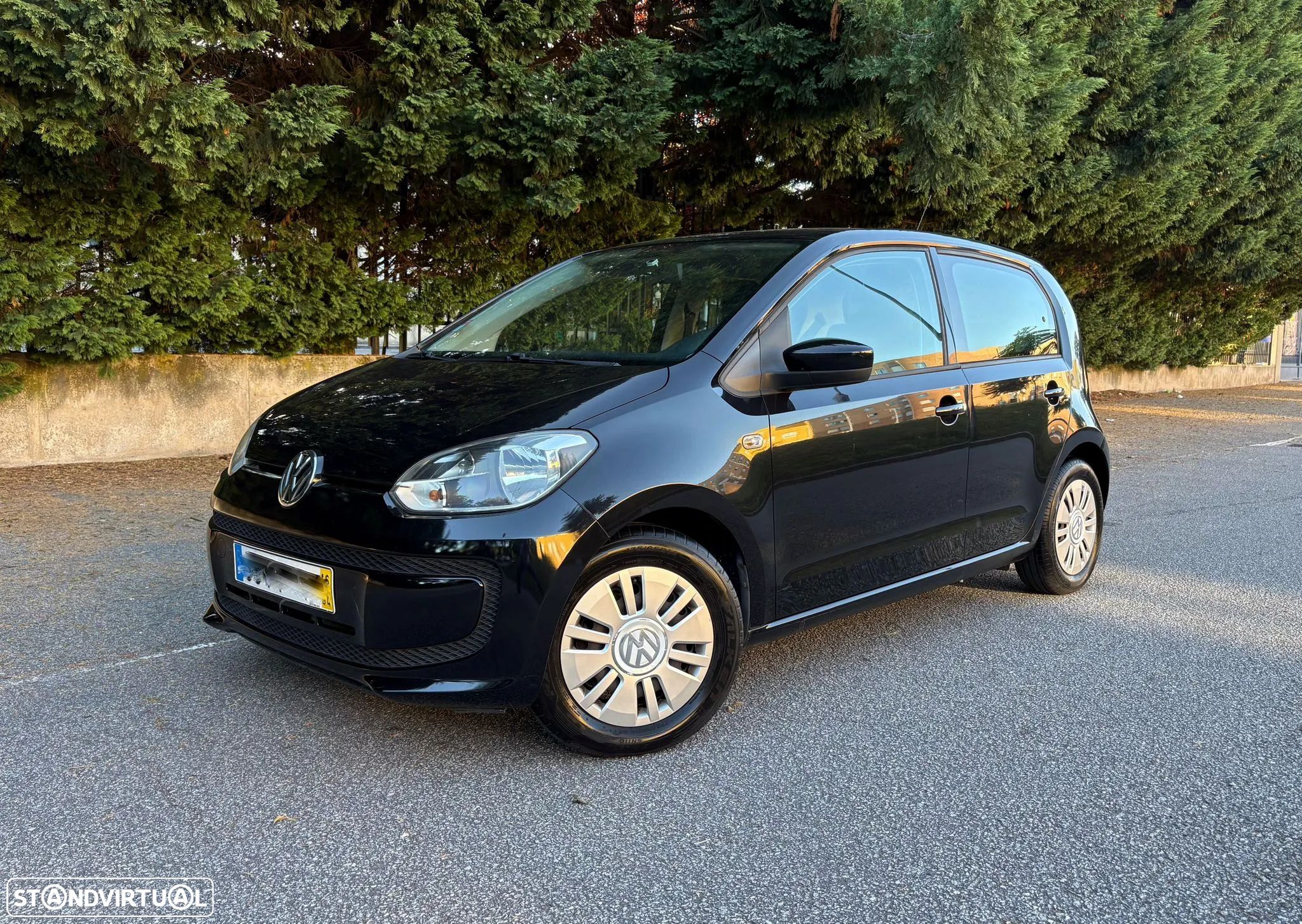 VW Up! 1.0 BlueMotion High - 1