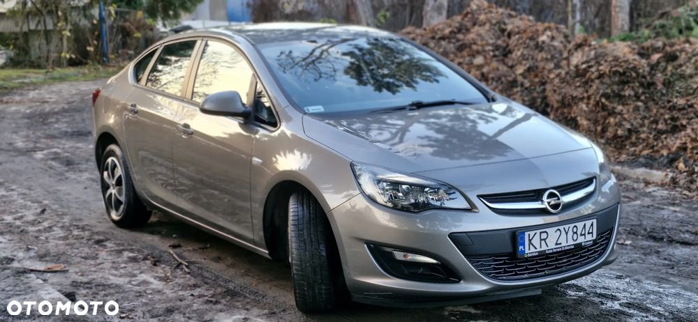 Opel Astra 1.6 Enjoy - 4