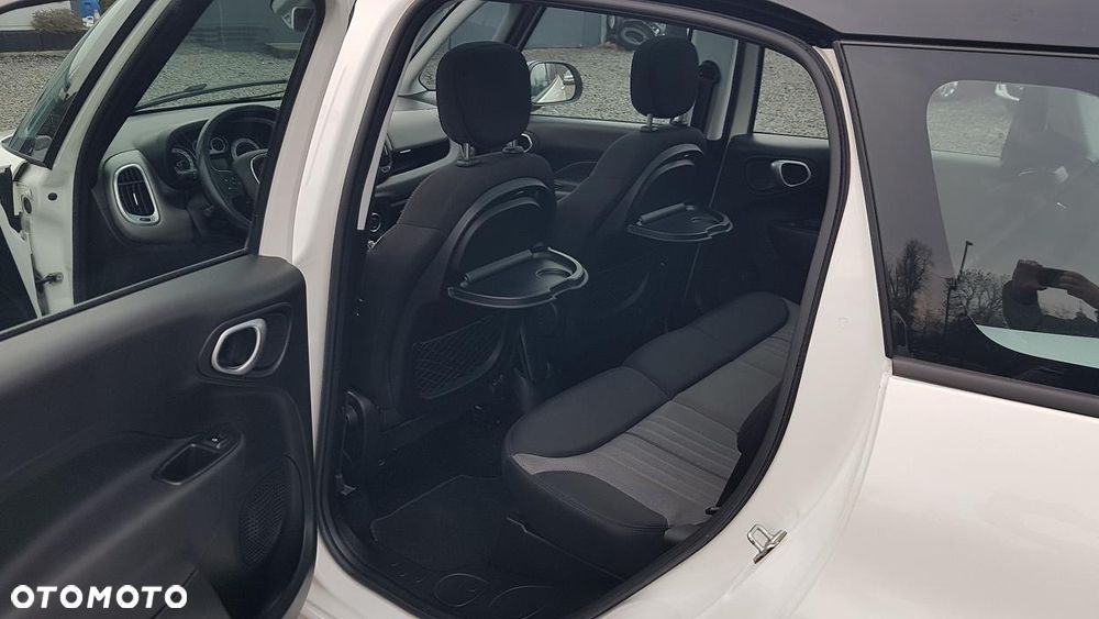 Fiat 500L 1.4 T-Jet Lounge - 32