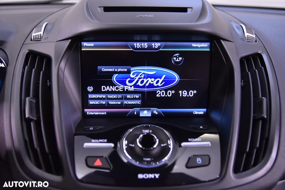 Ford Kuga - 21