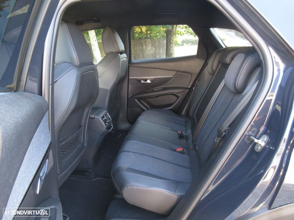 Peugeot 3008 1.5 BlueHDi GT Line EAT8 - 28