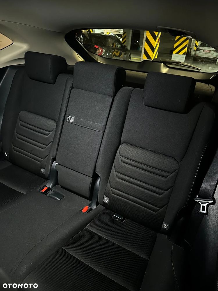 Lexus NX 300h Elite 2WD - 10