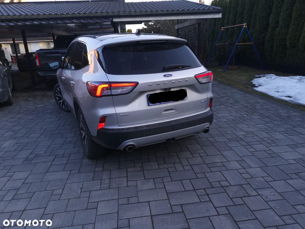 Ford Escape 2.0 EcoBoost AWD Titanium - 5