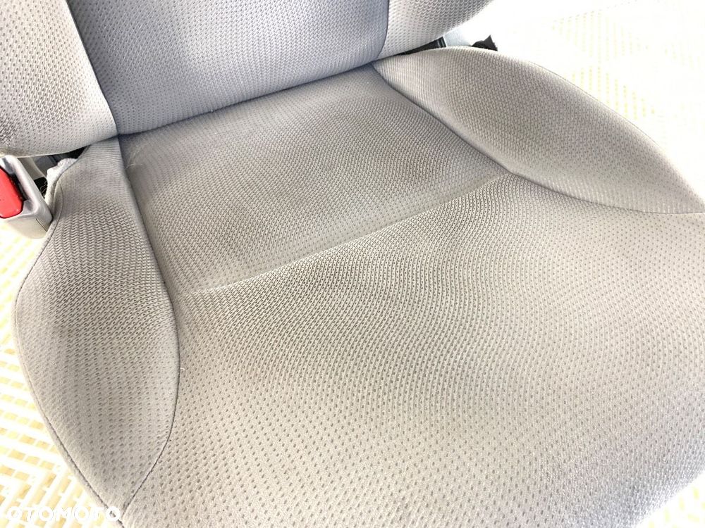 FOTEL LEWY PRZÓD - 254.00 PLN - HONDA CIVIC IX (FK) 2012 - 2022 1.8 i-VTEC (FK2) 104 kW [141 KM] - 2