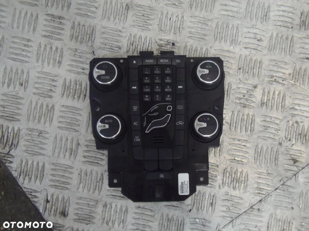 PANEL STEROWANIA KLIMY RADIA 31346949 VOLVO V40 D3 - 1