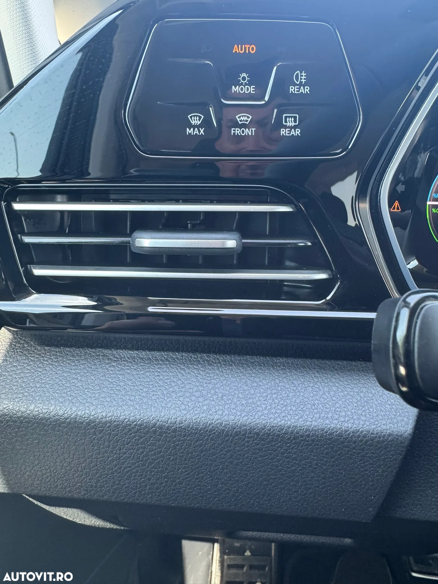 Volkswagen Caddy 1.5 110 kW DSG PHEV Style - 20