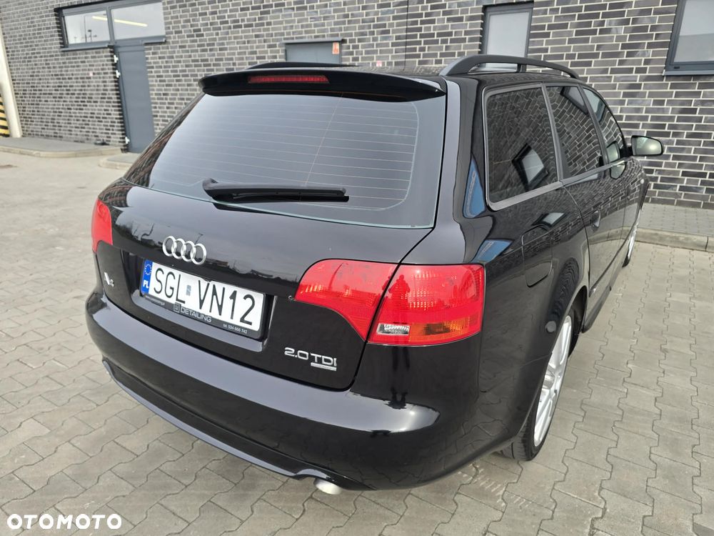 Audi A4 Avant 2.0 TDI DPF quattro - 16