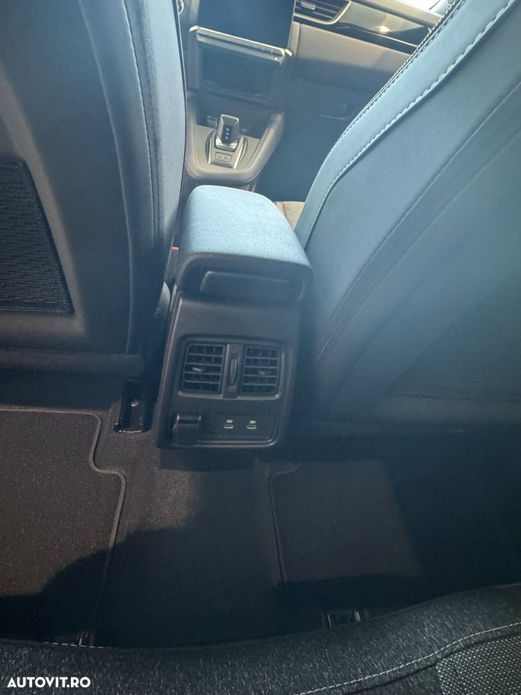 Mitsubishi Grandis - 15