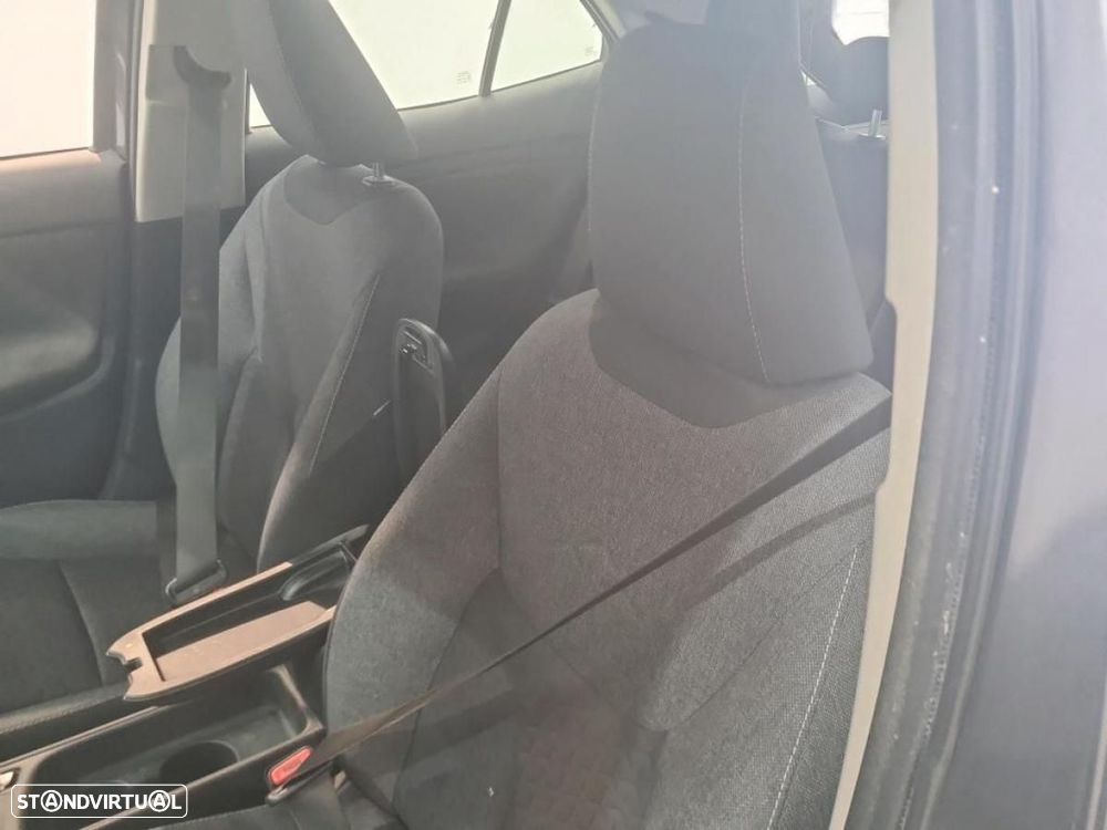Toyota Yaris Cross 1.5 HDF Luxury - 7